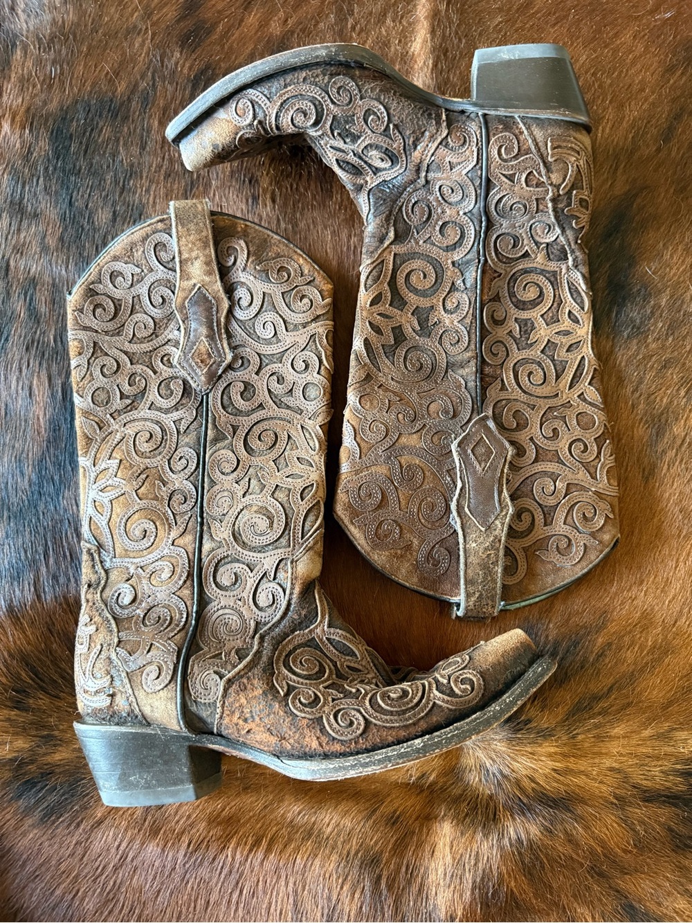 Distressed Brown Embroidered Western Heeled Boots - corral boots